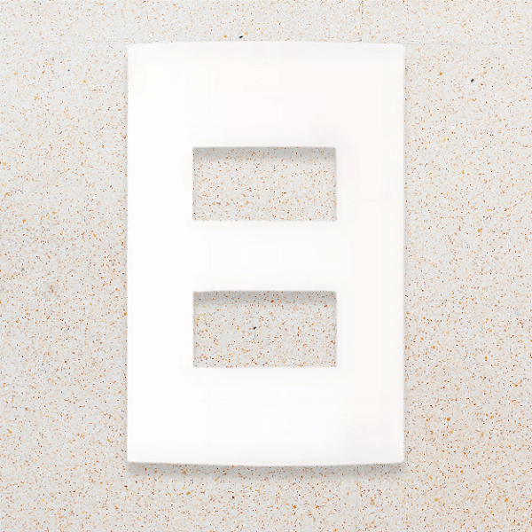PLACA 4X2 - 2 POSTOS SEPARADOS - BRANCO FOSCO - SLEEK CLEAN