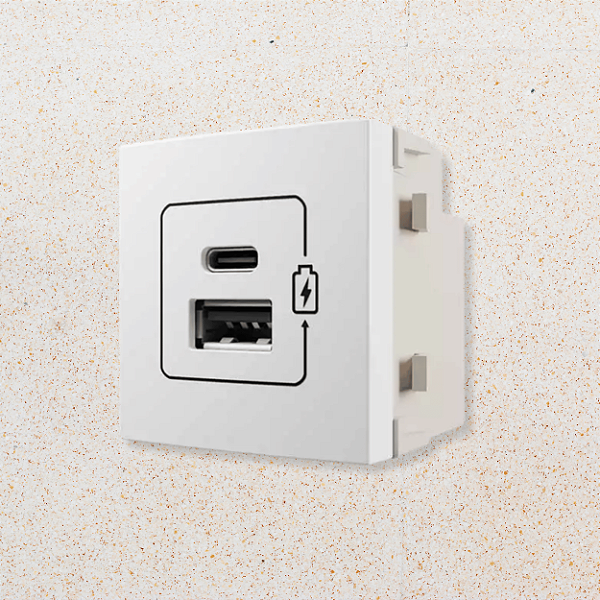 MÓDULO CARREGADOR USB  A + C - BRANCO BRILHO - SLEEK