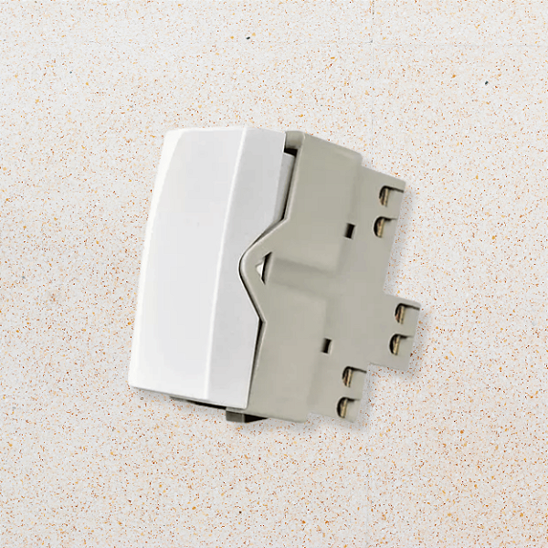 MÓDULO INTERRUPTOR  INTERMEDIÁRIO - BRANCO BRILHO - SLEEK