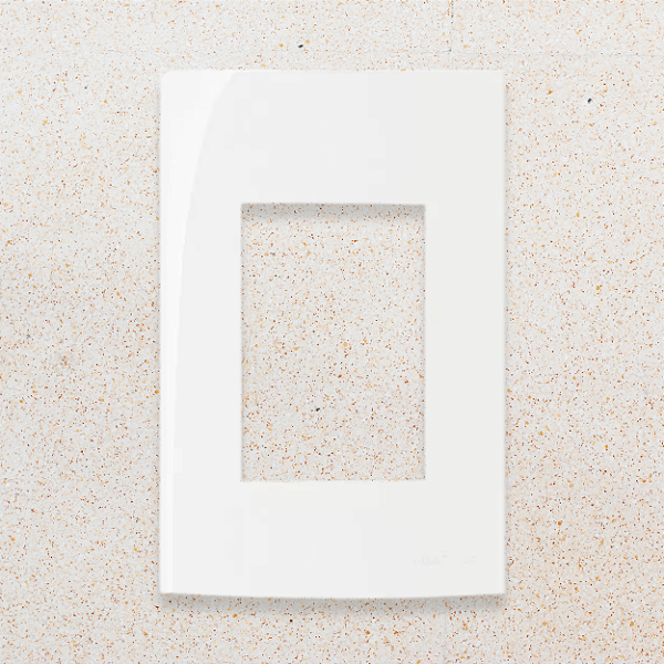 PLACA 4X2 - 3 POSTOS - BRANCO BRILHO - SLEEK