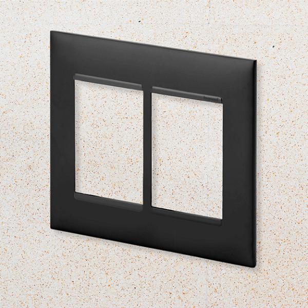 PLACA - 4X4 - 6 POSTOS - PRETA - PIAL|Plus+