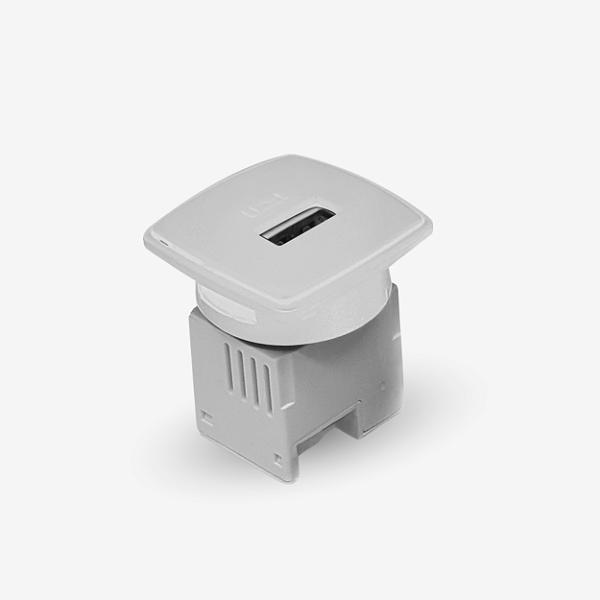 CAIXA MINI USB - 5V 2.1A - C/CABO ESPERA+CABO ALIMENT 1,5M - BRANCO - QTMOV