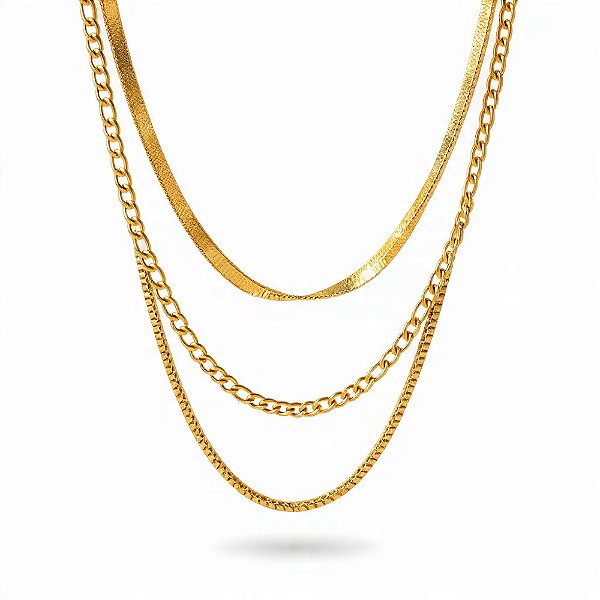 Colar Fígaro com Corrente de Três Camadas em Aço Inoxidável Dourado