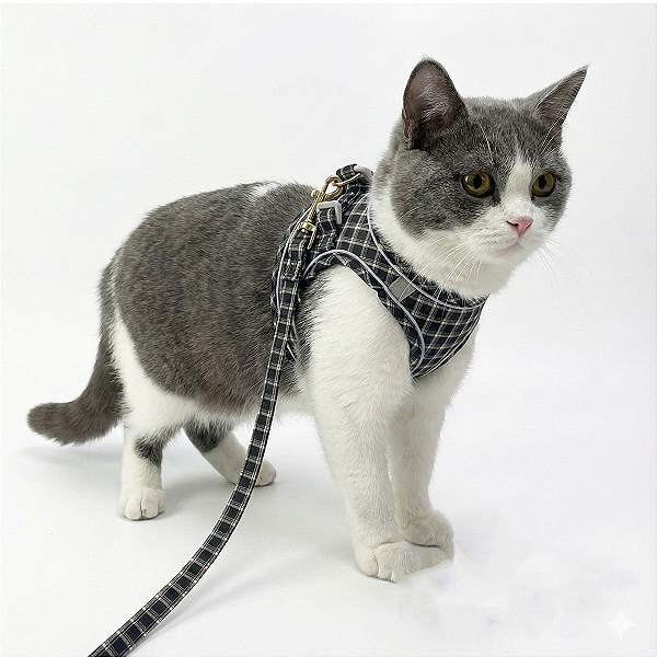 Peitoral para Gatos Xadrez Preto Tam.M