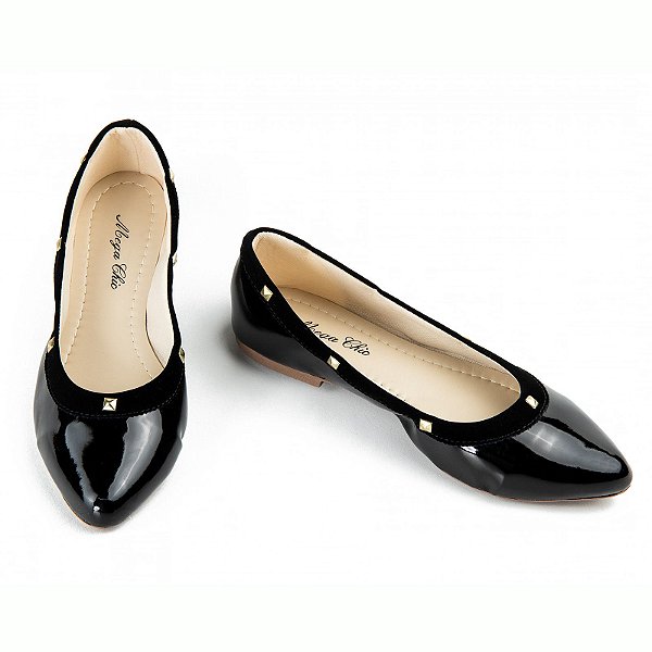 Sapatilha Preta com Spike MegaChic