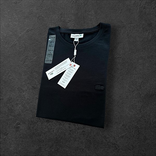 Camiseta Básica Lacoste Monocromática Masculina Preta