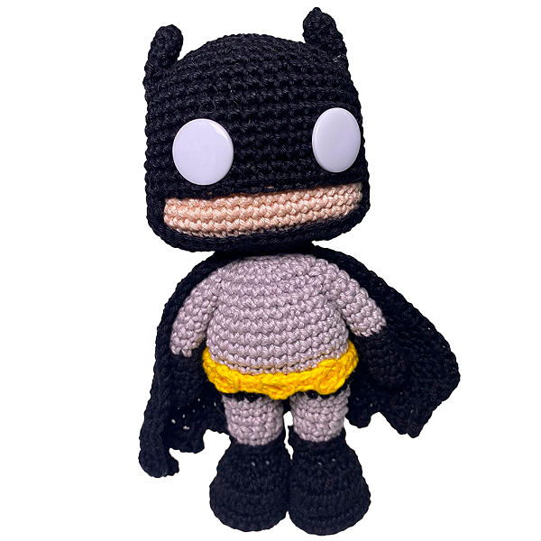 BONECO BATMAN FEITO EM CROCHÊ
