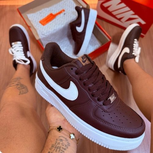 Nike Air Force 1.