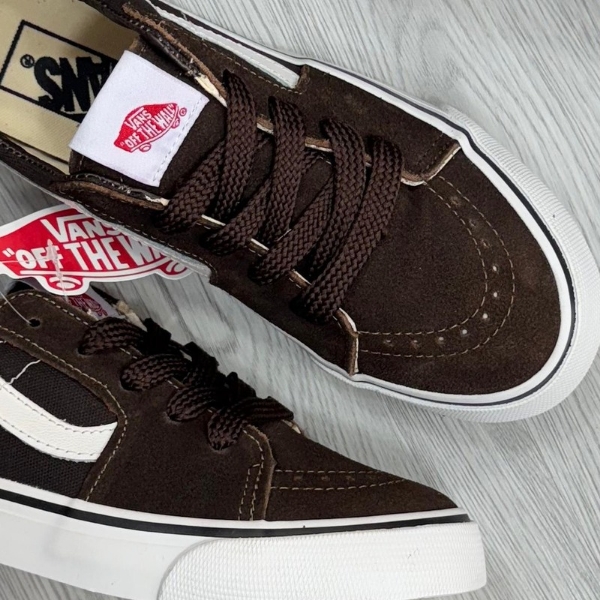 Vans Sk8 Low Premium em Couro - Estilo e Conforto Unissex
