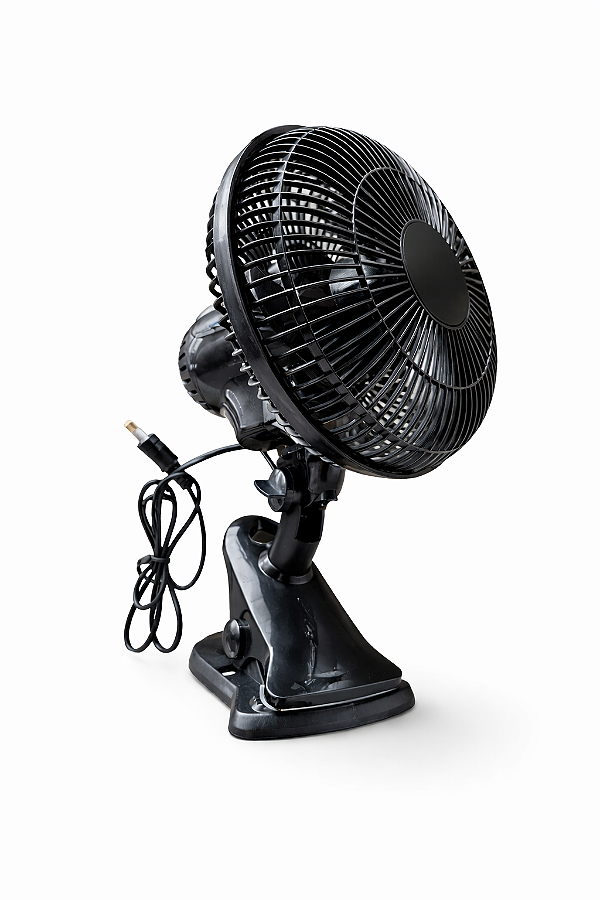 Ventilador Clip 20cm 25W 127v Oscilante 2 Velocidades