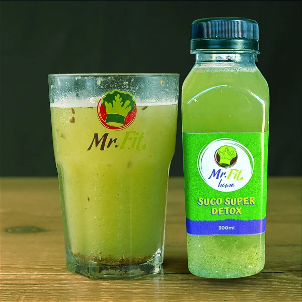 Super detox (couve, kiwi, abacaxi, maça, hortelã, clorofila, alface e água de coco) - 300 ml