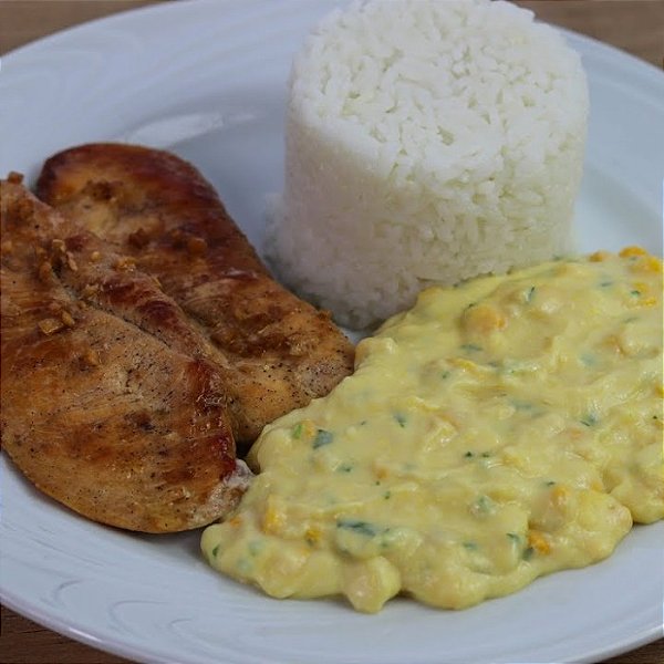 Isca de Frango com Creme de Milho