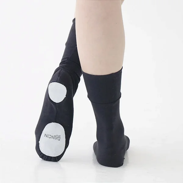 Bota meio cano solado de sapatilha