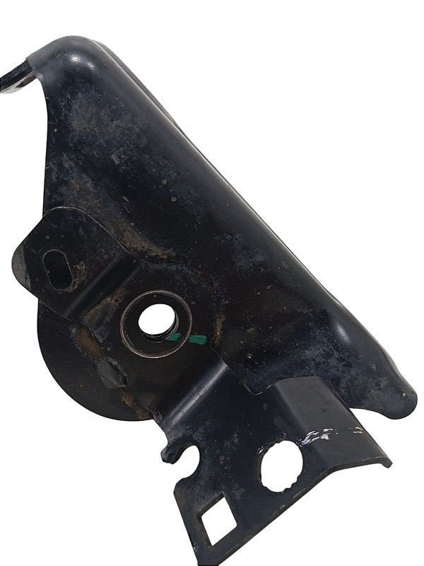 suporte direito eixo traseiro Citroën C3 2014 150439