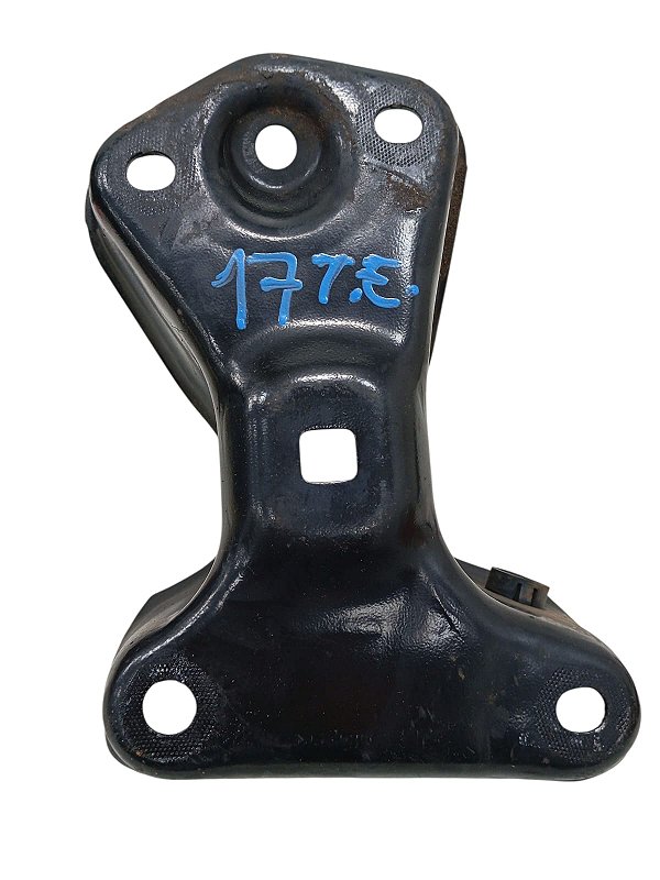 suporte eixo traseiro esquerdo vw jetta 2014 151409