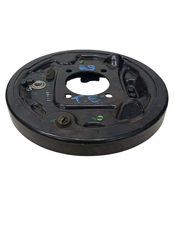 sapata defletor freio traseiro esquerdo Nissan kicks 2022 151835