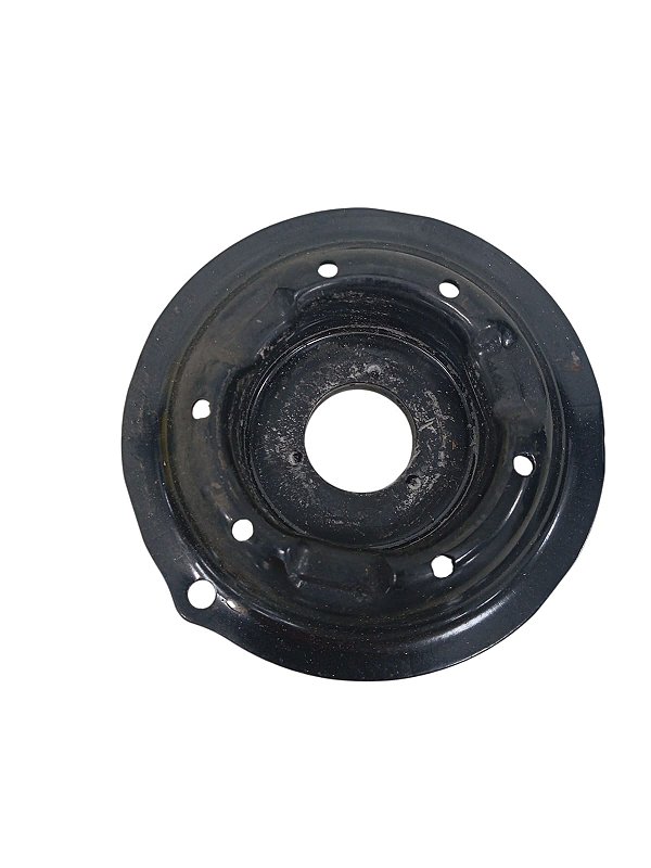 prato amortecedor dianteiro direito Nissan Kicks 2024