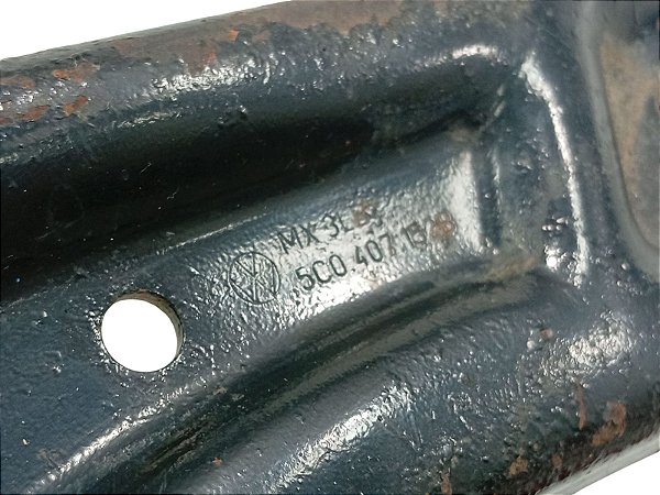 bandeja balança dianteira direita Volkswagen jetta 2017