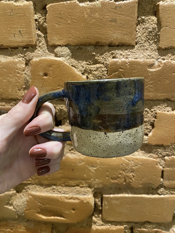 Caneca de Cerâmica M