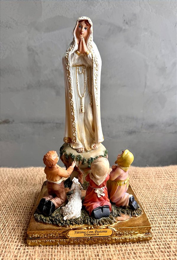 Imagem Nossa Senhora De Fátima Com Pastores 20 Cm Resina