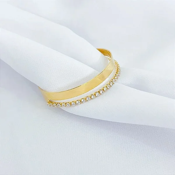 BRACELETE LISO RASGADO MEIO COM ZIRCONIA EM OURO 18K