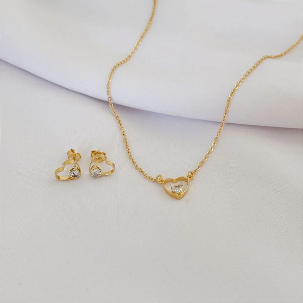 CONJUNTO CORAÇÃO VAZADO COM ZIRCONIA EM OURO 18K
