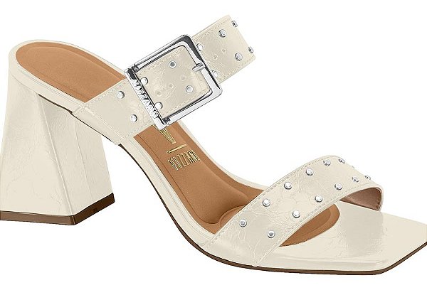 Tamanco Vizzano Salto Geometrico Fivela Com Detalhe De Tachas Branco Off