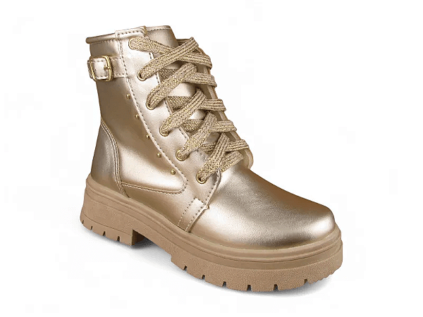 Bota Coturno Fuffy Fivela Tachas Douradas Ouro Light