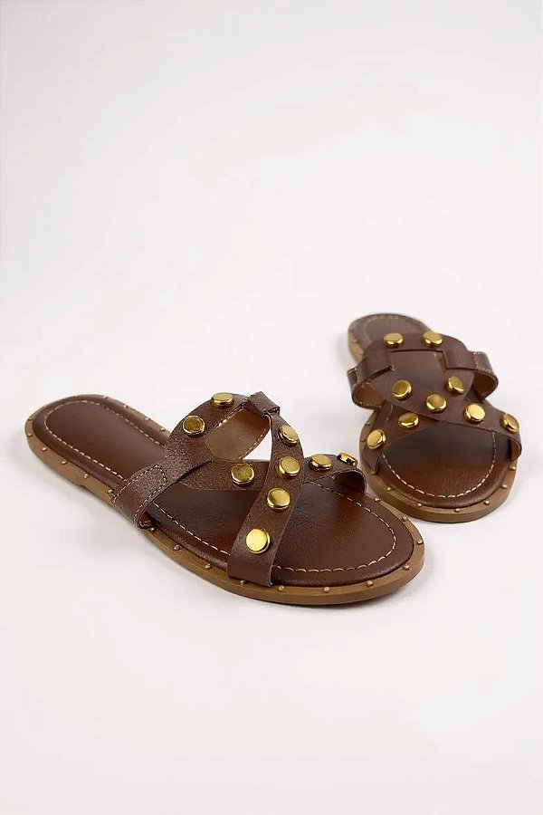 Rasteira Com Tiras Com Tachas Douradas Calce Facil Terra