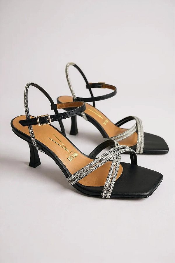 Sandália Vizzano Feminina Salto Médio Fino Preta Com Tiras Prateadas Preto/Cristal Salto: 7 cm