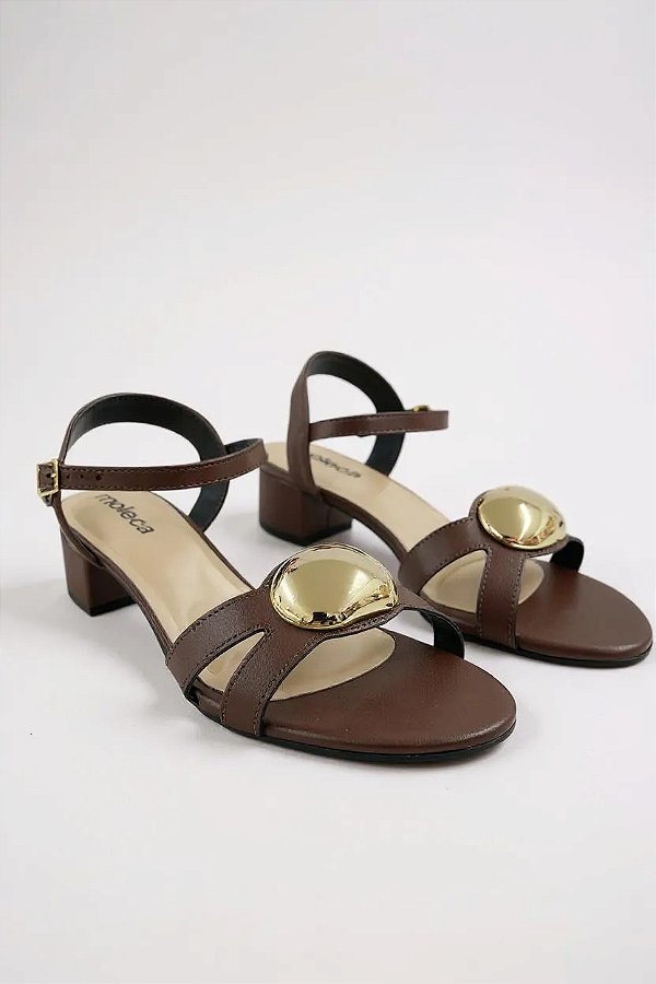 Sandália Moleca Saltinho Com Detalhe Dourado Confortável E Estilosa Chocolate #2