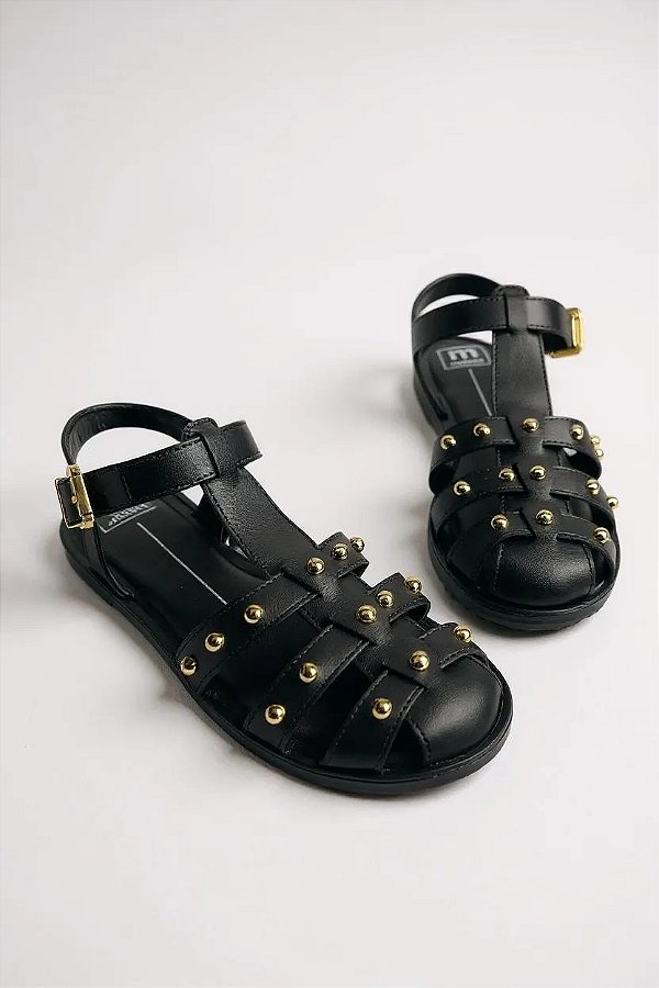 Sandália Moleca Com Tachas Douradas Confortável E Estilosa Para O Dia A Dia Preto