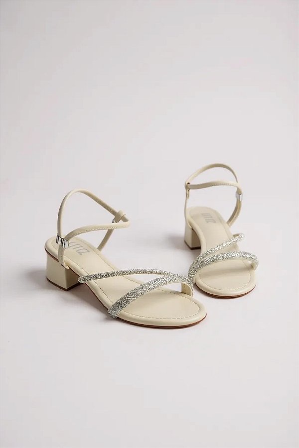 Sandália Com Salto Médio Littz Feminina Com Strass Elegante E Confortável  Off White