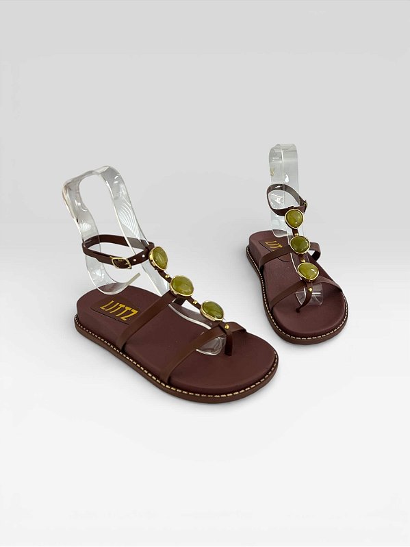 Sandália Rasteira Feminina Com Pedrarias E Fivela P898194 Carvalho/Color