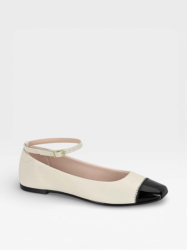 Sapatilha Feminina Moleca Boneca Fivela Bico Redondo Verniz Branco Off/Preto