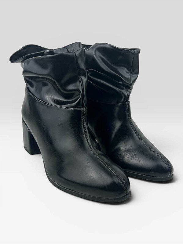 Bota Cano Curto Salto Bloco Confortável  Preto