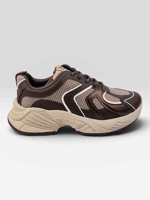 Tênis Casual Chunky Com Recortes Modernos Marron
