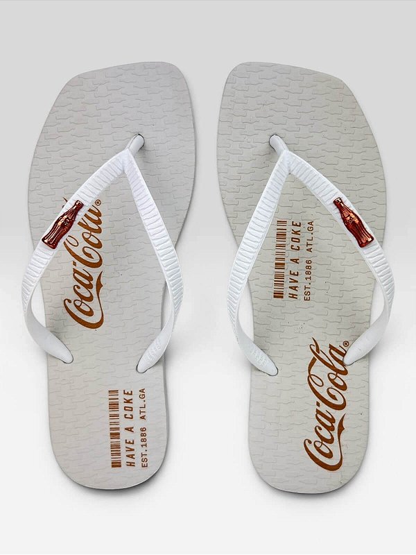 Chinelo Coca-Cola Casual Com Estampa E Detalhes Dourados Branco #1