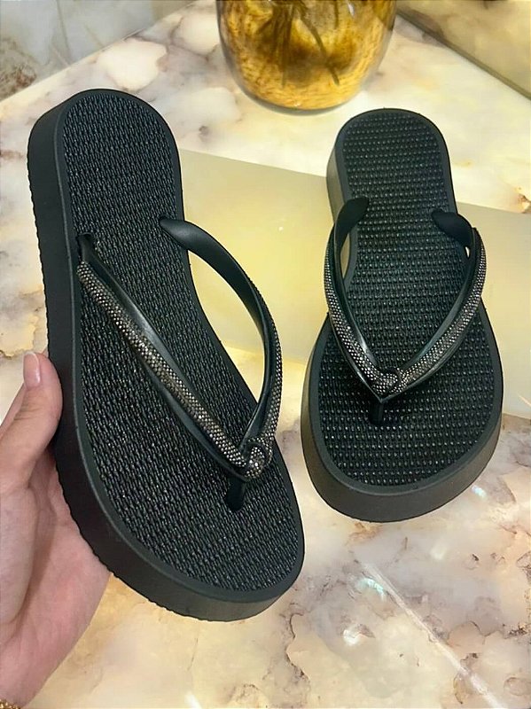 Chinelo Feminino Plataforma Com Tiras Em Strass Preto #1