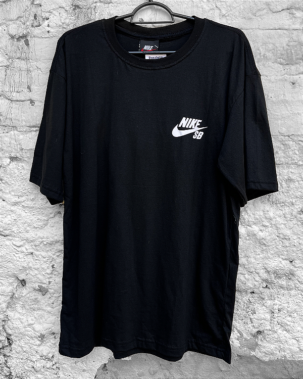 Camiseta Oversized NIKE -Preta