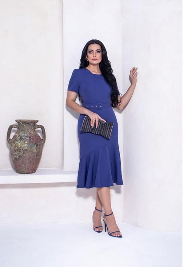 Vestido Larissa - Elegância e Conforto para Todas as Ocasiões