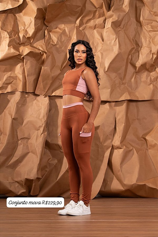 Conjunto Fitness Feminino Mova com Top e Legging