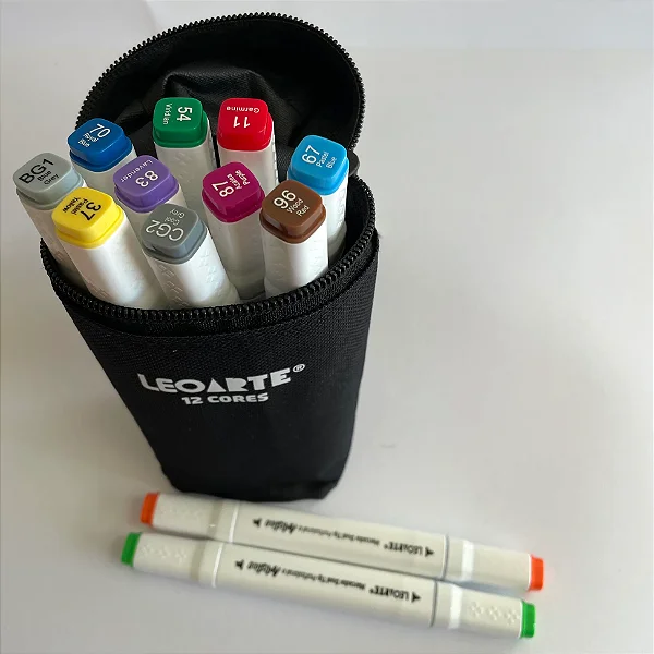 MARCADOR DUAL TIP PROFISSIONAL E ARTÍSTICO - ESTOJO TECIDO C/ 12 CORES LEOARTE