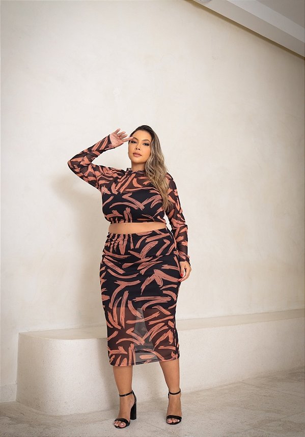 Conjunto Saia e Cropped em Tule com Forro Plus Size
