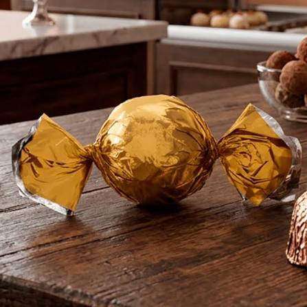 EMBALAGEM P/ TRUFAS E BOMBONS LISO  OURO BRILHANTE 14,5X15,5 C/100 UN CARBER