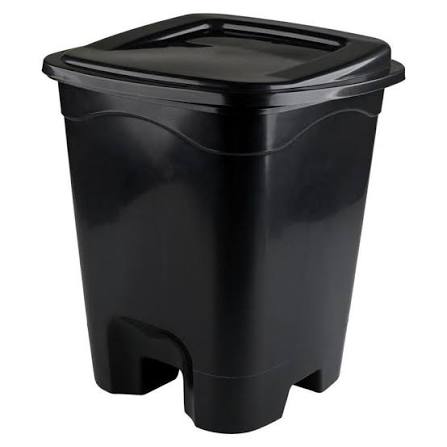 LIXEIRA 13L C/ PEDAL QUAD PRETA ARIPLAS