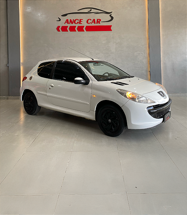 Peugeot 207 XR 1.4 2012 21.900$