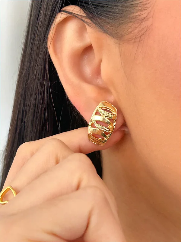 Brinco Folha Dourado