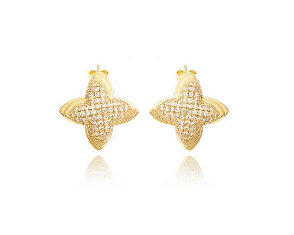 Brinco Flor Cravejada médio com Zircônias Folheado a Ouro 18k