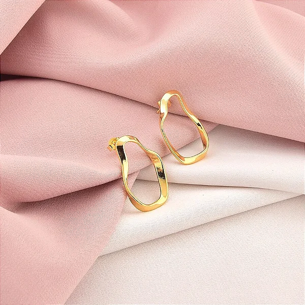 Brinco Casual Ondulado Folheado